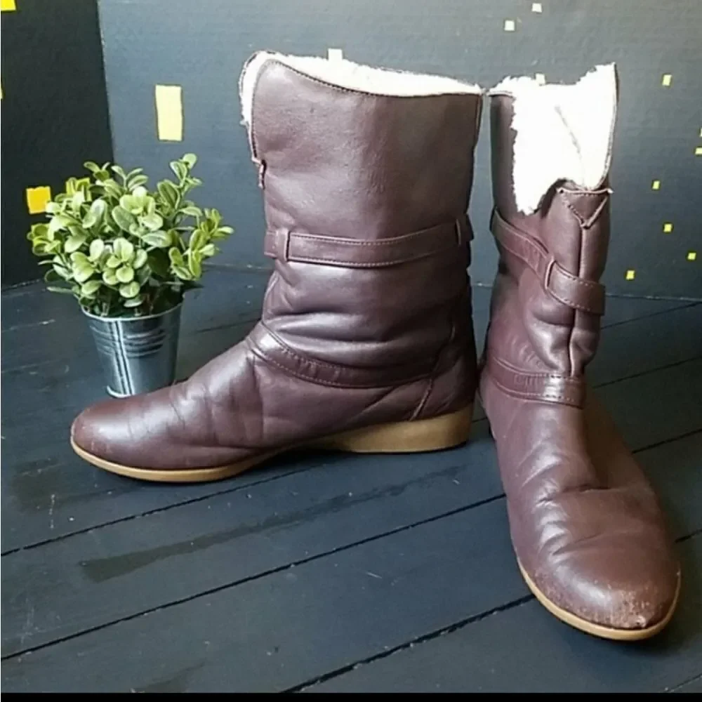 DeX leather boots
